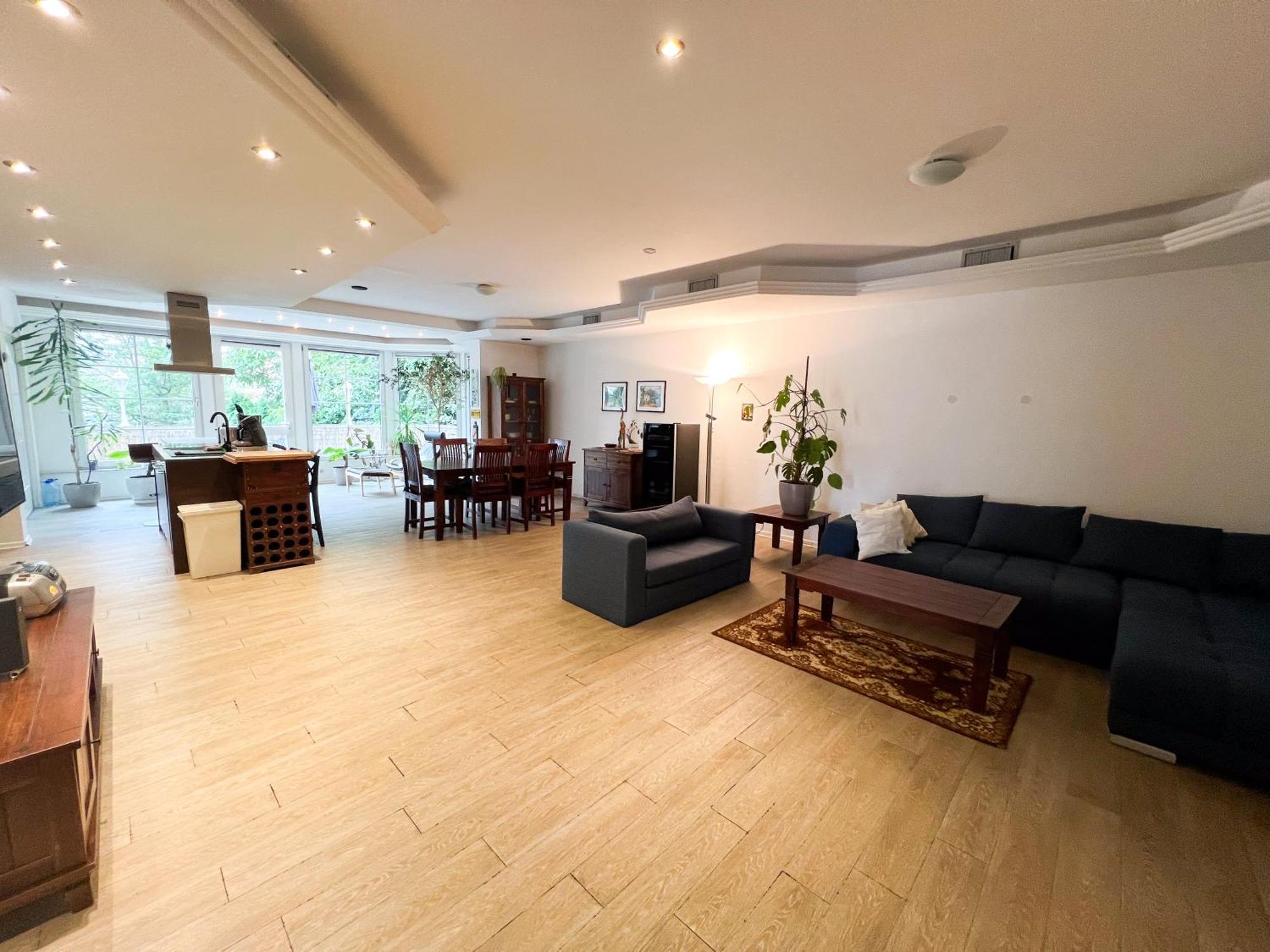 Grosse & Voll Ausgestattete Apartments, Studios, Doppelzimmer, Workspace, Parkplatz, Netflix, Prime & Schnelles Wifi In Ruhiger Lage Mit Garten Rudolstadt Kültér fotó